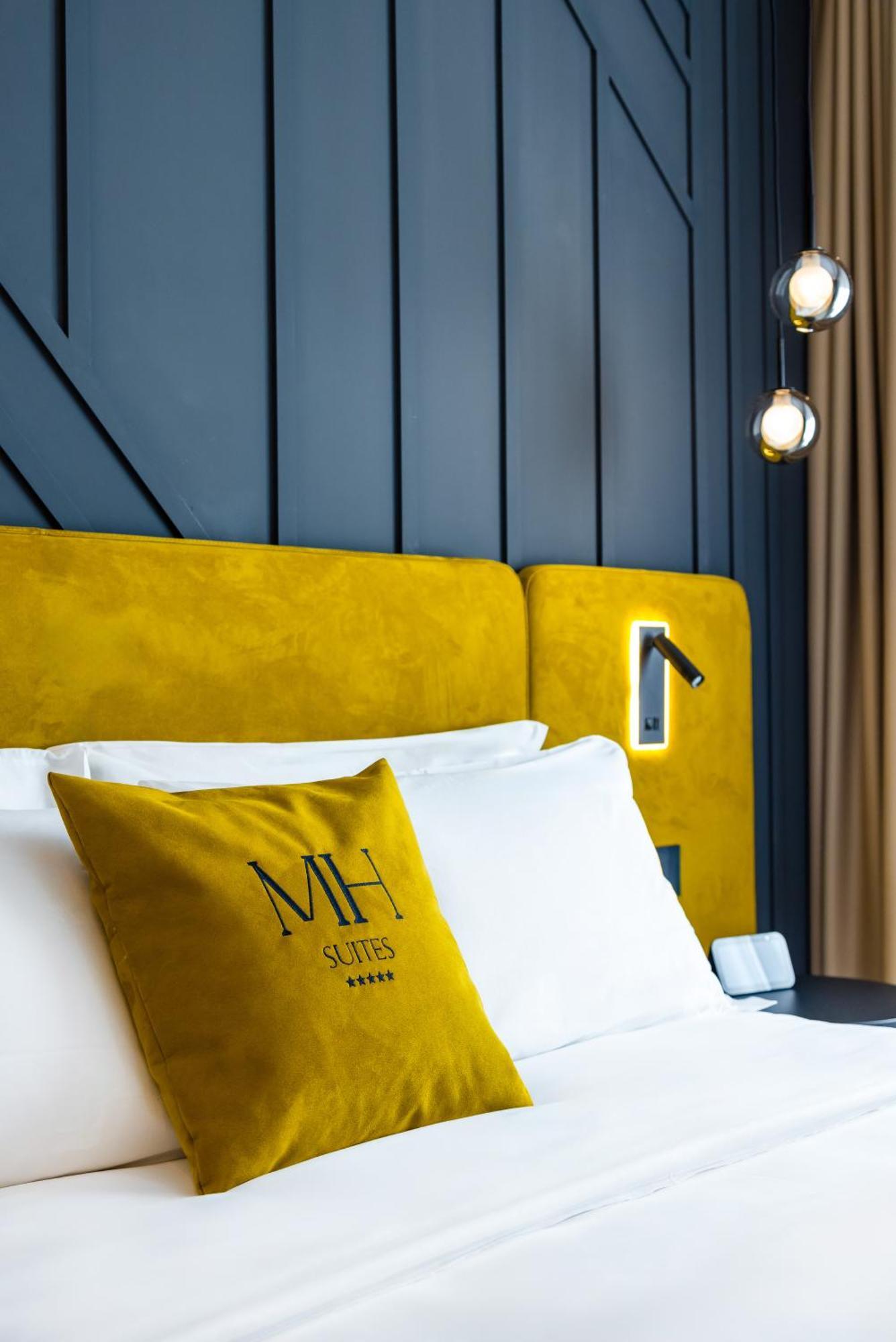 Mh Suites Plebiscito เนเปิลส์ ภายนอก รูปภาพ